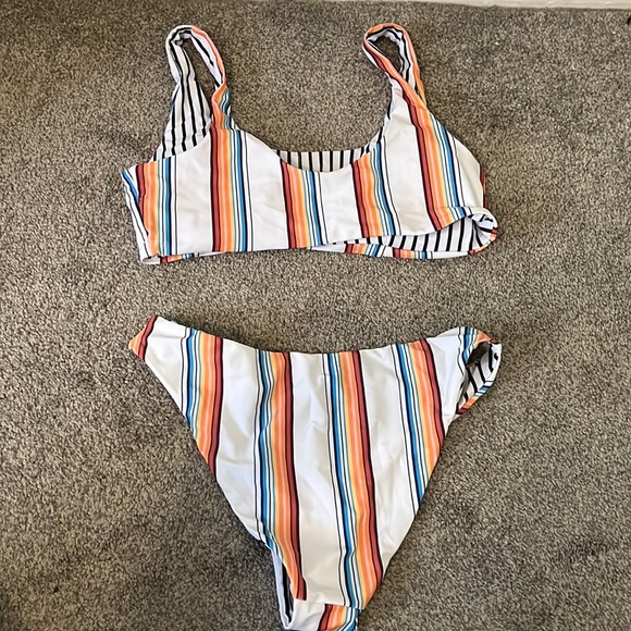 Reversible bikini 💕 - Picture 2 of 3